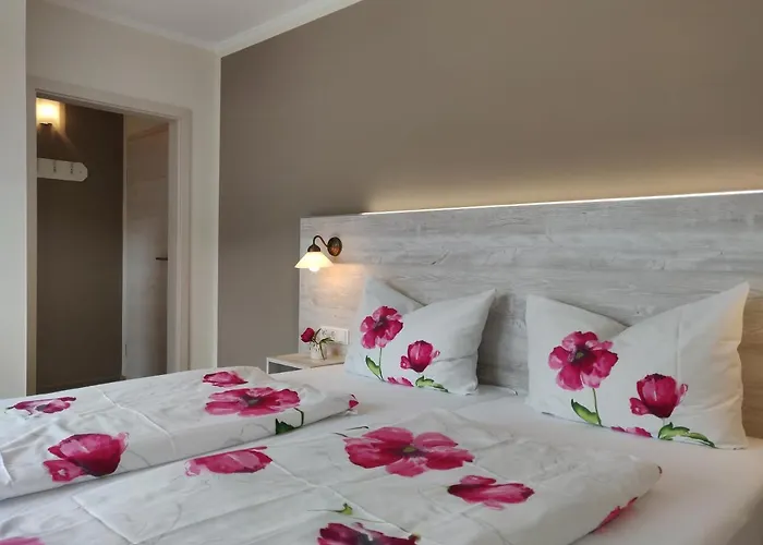 Weingut Stiftshof 4* エンキルヒ