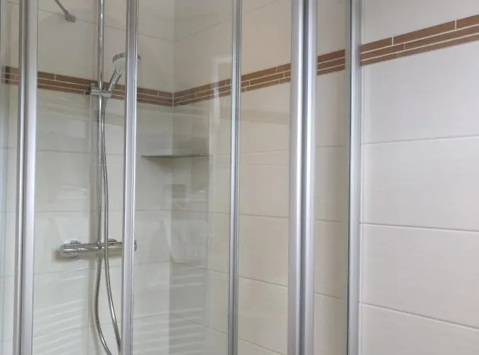 ゲストハウス Weingut Stiftshof