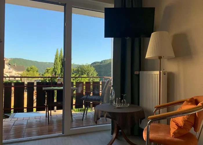 ゲストハウス Weingut Stiftshof 4*