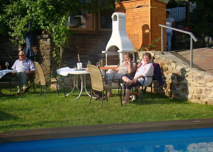 ゲストハウス Weingut Stiftshof エンキルヒ