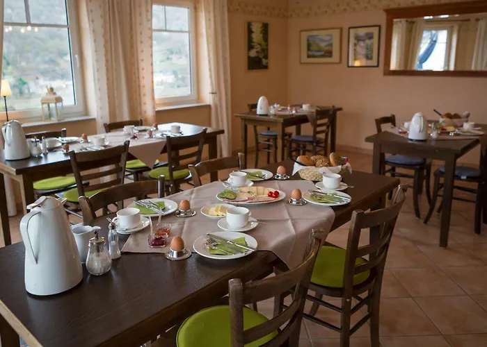 Weingut Stiftshof ゲストハウス エンキルヒ